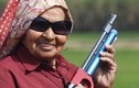 Nữ xạ thủ cao tuổi nhất thế giới: Đam mê đến hơi thở cuối
