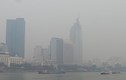 Sài Gòn mù sương suốt ngày, chỉ số ô nhiễm không khí đang ở mức xấu 
