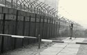 Khó tin độc chiêu vượt qua Bức tường Berlin thời Chiến tranh Lạnh