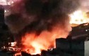 Cháy dữ dội, 9 ki ốt ở Bình Tân bị biển lửa bao trùm