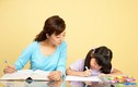 Bí quyết đơn giản giúp cha mẹ không còn “phát điên” khi dạy con học bài