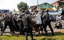 Myanmar: Người biểu tình dùng vũ khí tự chế đối đầu lực lượng an ninh