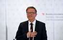 Chân dung Bộ trưởng Y tế Áo từ chức vì làm việc quá sức