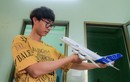 Chàng trai 20 tuổi tự tay làm hơn 100 máy bay mô hình