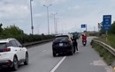 Vụ xe Mazda 5 kéo lê 1 phụ nữ bên cánh cửa: Công an vào cuộc điều tra
