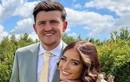 Chuyện kể độc đáo về mối tình 11 năm của cầu thủ Maguire và vợ