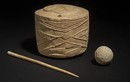 Bí ẩn tác phẩm điêu khắc bằng phấn 5.000 năm trong mộ của 3 đứa trẻ