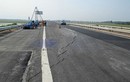 Tận mục đường cao tốc Nội Bài-Lào Cai vừa thông xe đã nứt toác