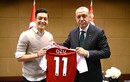 Mesut Ozil chỉ trích LĐBĐ Đức, tuyên bố chia tay đội tuyển