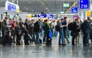 Hành khách nước ngoài gây rối ở sân bay bị phạt thế nào? 