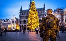 Chùm ảnh: Thềm Lễ Giáng sinh, châu Âu “run” trước khủng bố
