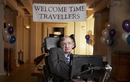 Chấn động dự đoán cuối cùng của Stephen Hawking: Có thể du hành thời gian?