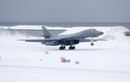 B-1B Lancer Mỹ hạ cánh thẳng lên tuyết, gửi lời thách thức tới Nga