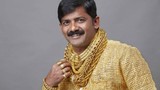 Tỷ phú Ấn Độ may áo bằng vàng để quyến rũ phụ nữ