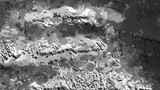 Có gì thú vị ở đỉnh cao nhất của Mặt trăng Titan?