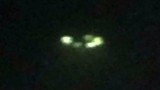 Nhân chứng kể chuyện UFO hình đĩa năm khối sáng bí ẩn