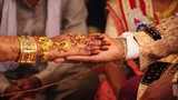 Ấn Độ: Chồng tổ chức đám cưới cho vợ và người yêu cũ 