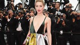Vợ cũ của “cướp biển” Johnny Depp hở bạo trên thảm đỏ Cannes