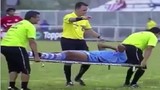 Những pha tai nạn “thốn đến tận rốn” trong bóng đá