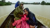 130 người chết trong mưa lũ ở miền Trung