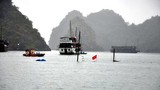 Quảng Ninh: Đắm tàu chở dầu, cứu được hai thuyền viên