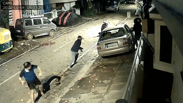 Video: Người đàn ông đối đầu 3 tên trộm có vũ trang trong đêm