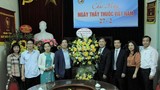 TSKH Phan Xuân Dũng thăm, chúc mừng Tổng hội Y học Việt Nam và Hội Đông y Việt Nam