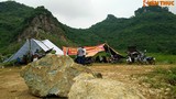 Hàng trăm người HN ăn ngủ dưới chân núi phản đối xây nhà máy rác
