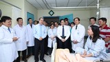 Bí thư Thành ủy TP HCM đi thăm, chúc mừng nhân ngày Thầy thuốc Việt Nam