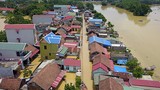 Hà Nội ngập lụt: Sáng 23/7, nhà cửa vẫn chìm trong biển nước