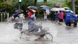 Thời tiết hôm nay: Bắc Bộ mưa rải rác, Nam Bộ tăng mưa
