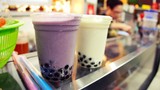 Đoạn phố nhỏ 10 hàng trà sữa: Cơn sốt trên vỉa hè Hà Nội