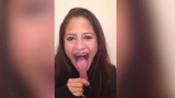 Chiếc lưỡi "ma thuật" chạm tới tận mắt của cô gái Venezuela