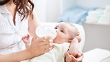 Dưỡng chất “vàng” HMO trong sữa mẹ giúp tăng cường hệ miễn dịch cho trẻ?