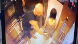 Người đàn ông nước ngoài vỗ mông phụ nữ trong thang máy