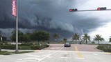 Hình ảnh đầu tiên của siêu bão Matthew ập vào nước Mỹ