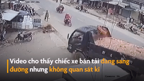 Video: Tránh ô tô sang đường ẩu, xe tải lao lên lề đường, suýt gây thảm kịch