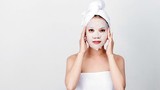 Hoa hậu sưng vù mặt vì đắp mặt nạ: Làm đẹp thế nào để an toàn?