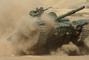 Người dân Séc góp tiền mua xe tăng T-72 cho Ukraine