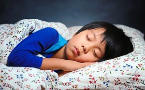 Dấu hiệu ngủ ngáy ở trẻ cảnh báo vấn đề nguy hiểm