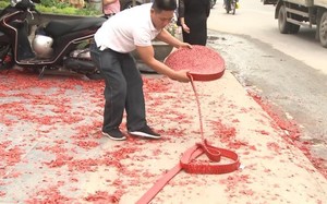 Đám cưới đốt pháo đỏ đường ở Hà Nội: Chủ nhà có vô can?