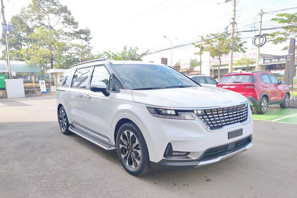 Malaysia 2022 kia carnival Kia Car