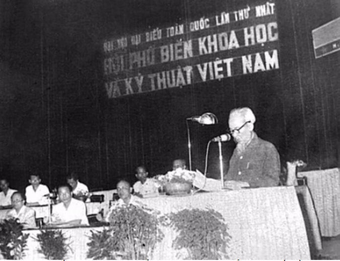 Chủ tịch Hồ Chí Minh luôn coi KHCN là nguồn lực mạnh mẽ của cách mạng