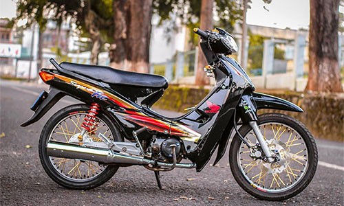 Xe máy Honda Wave cũ độ hàng chục triệu đồng tại Gia Lai