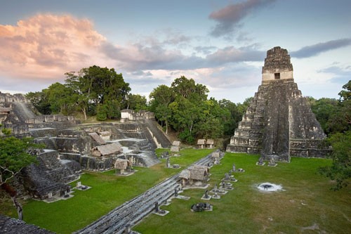 Thứ lạ lùng trong thành cổ Maya: Như "xuyên không" từ thời hiện đại