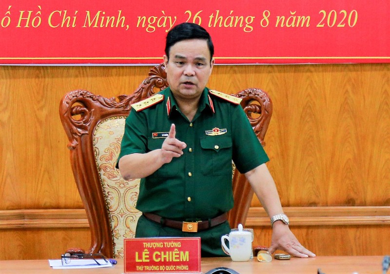Tuong Le Chiem phu trach mang viec nao o Bo Quoc Phong?