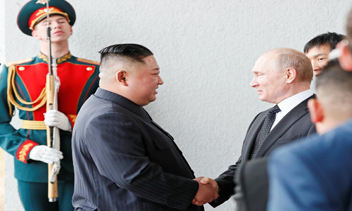 Ong Kim Jong Un noi gi khi gap Tong thong Putin?