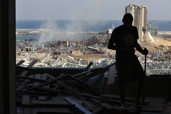 Li Bang tuyen bo tinh trang khan cap tai thu do Beirut