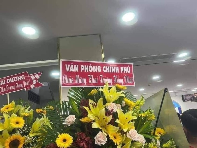 BDS Nhat Nam: Khai truong van phong moi, nhieu lang hoa 