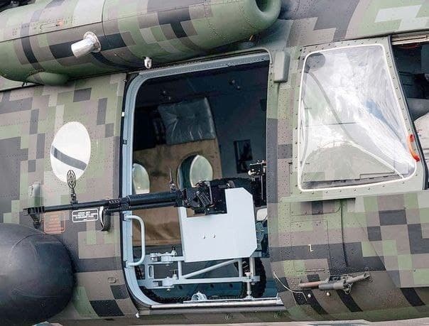 Nga can man nang cap tiep Mi-8, bien thanh truc thang dac nhiem-Hinh-15